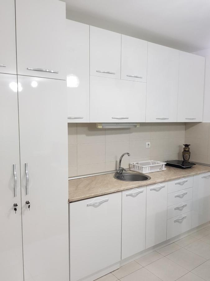 Apartman Kej Blue Free Parking Kraljevo Exterior foto